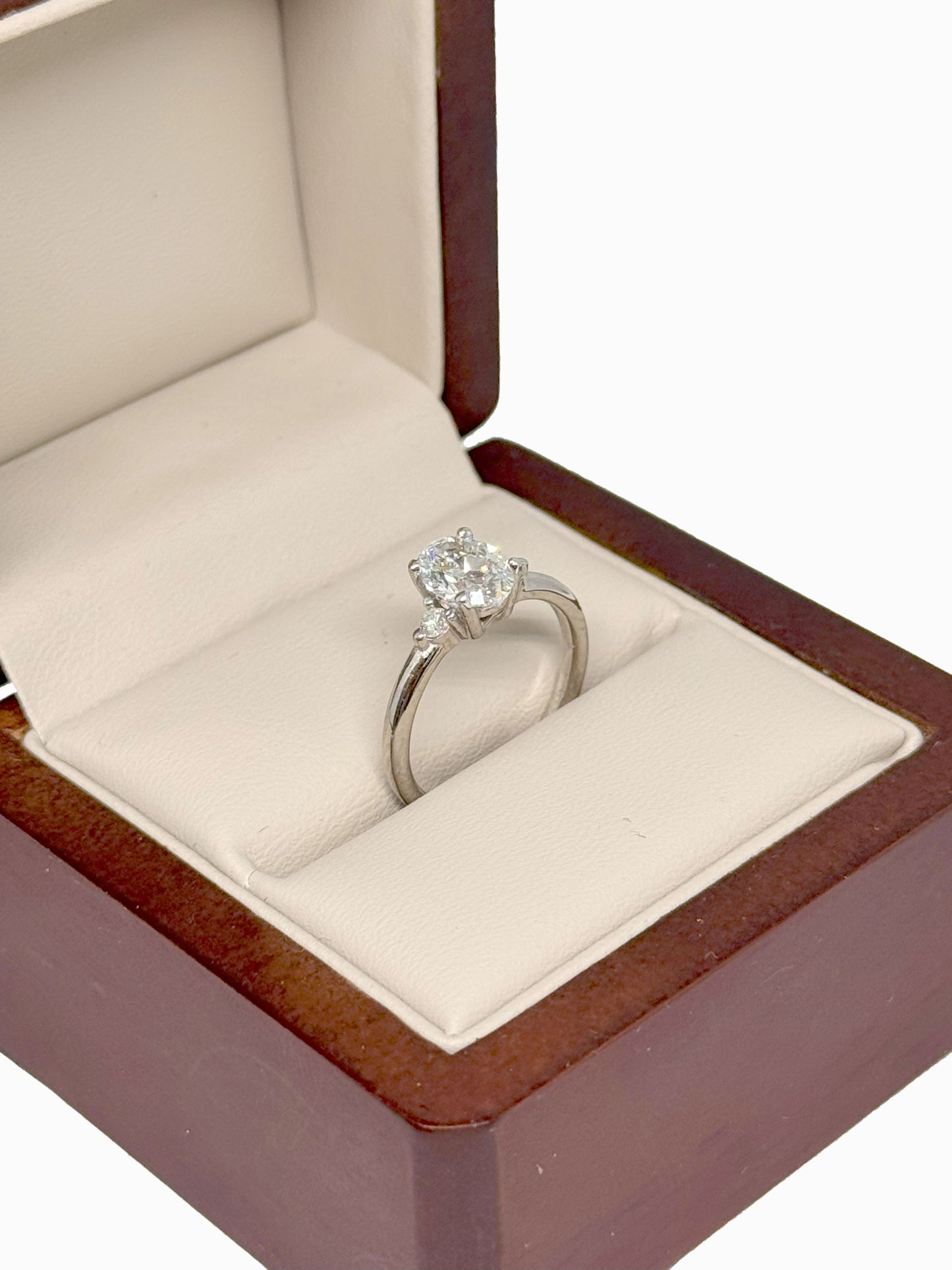 Anillo de Diamante de Laboratorio OVAL 1.09 cts DJL008