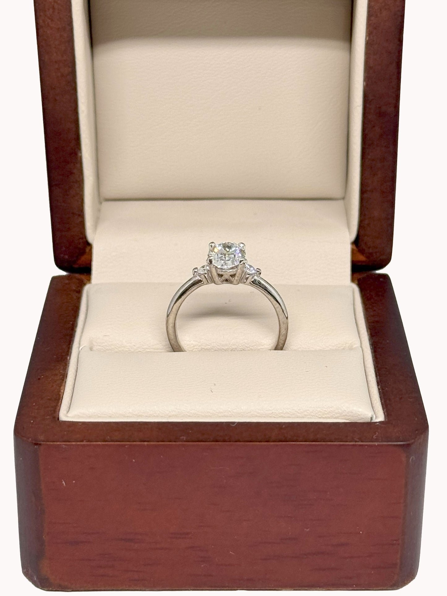 Anillo de Diamante de Laboratorio OVAL 1.09 cts DJL008