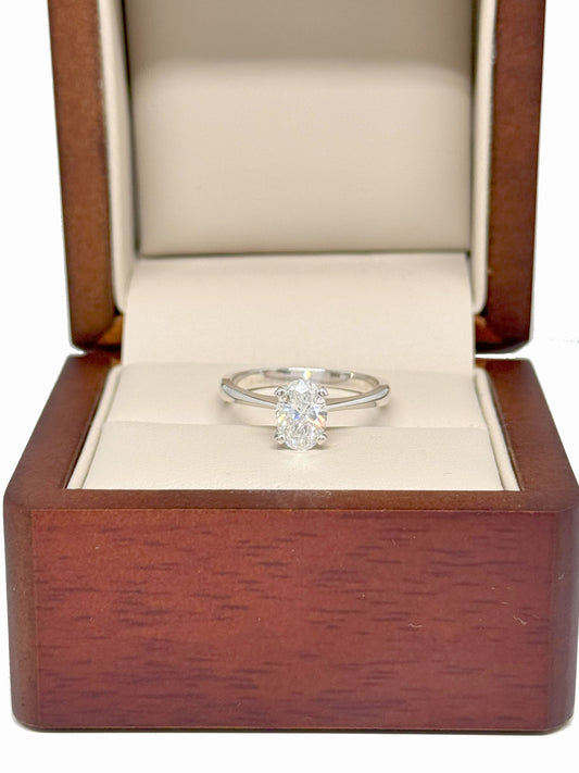 Anillo de Diamante de Laboratorio .95 cts Oval DJL016