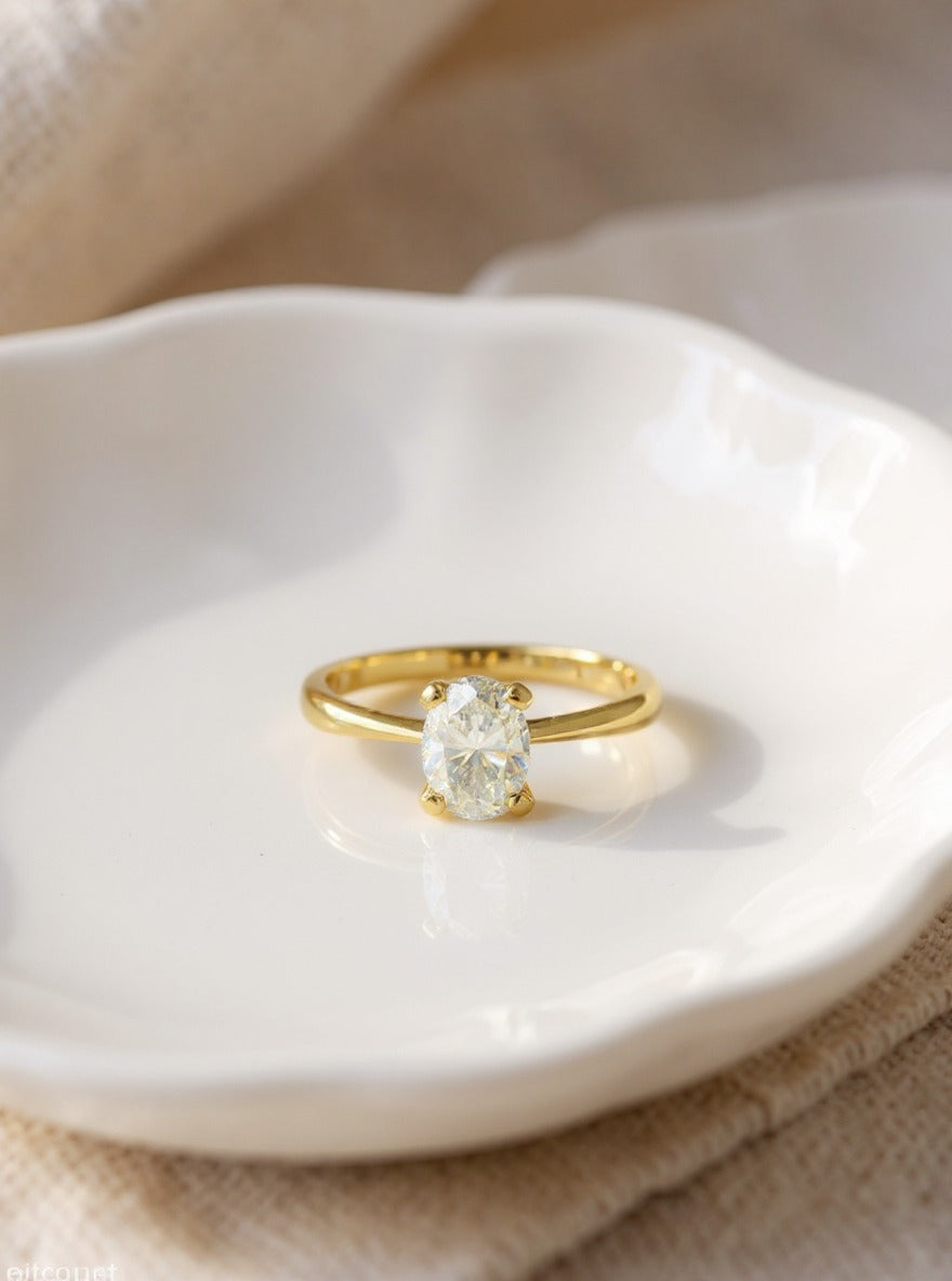 Anillo de Diamante de Laboratorio .73 cts Oval DJL017