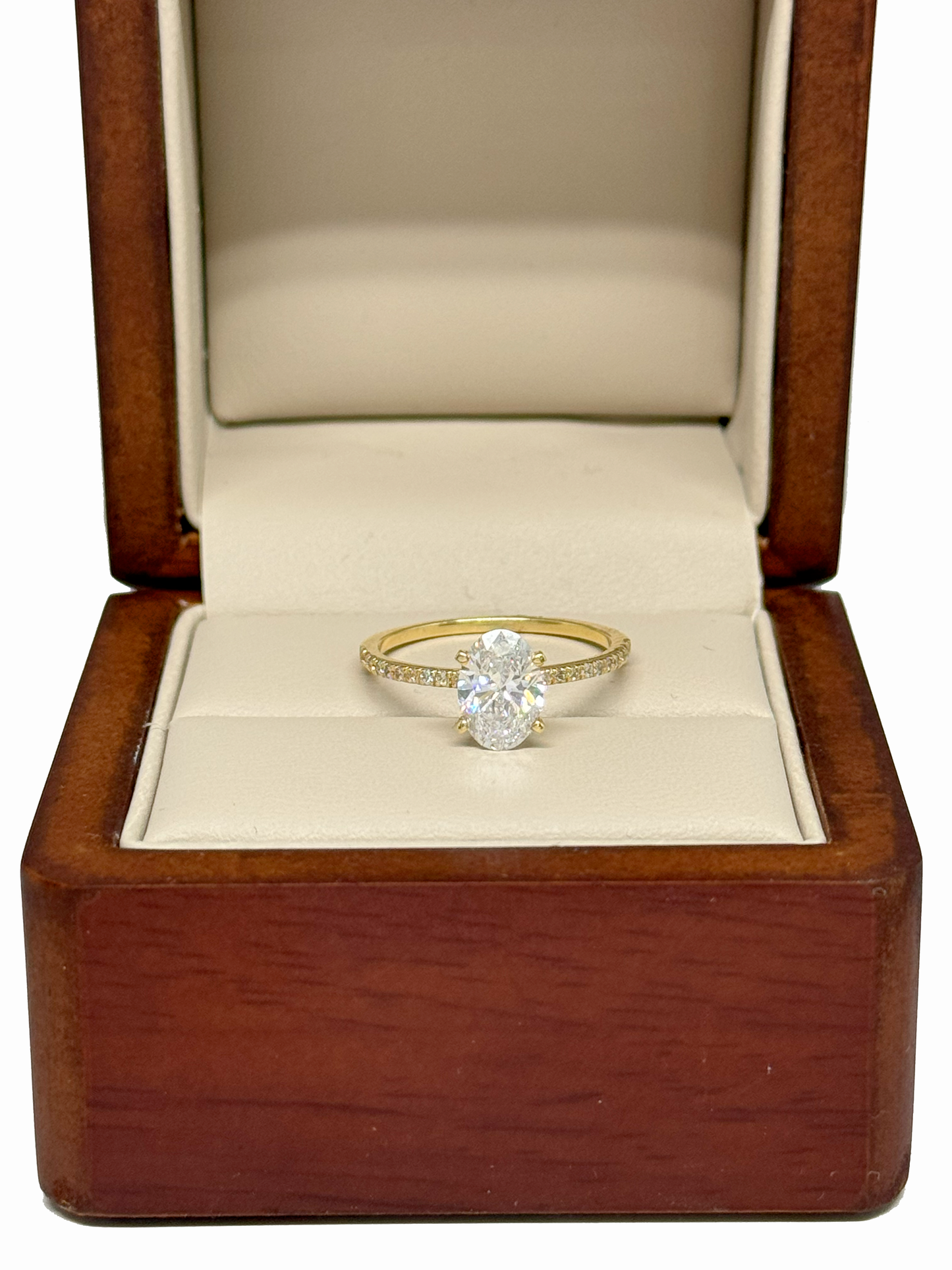 Anillo de Compromiso en Oro Amarillo de 14K con Diamante de Laboratorio Corte Oval 1.22 ct DJL025